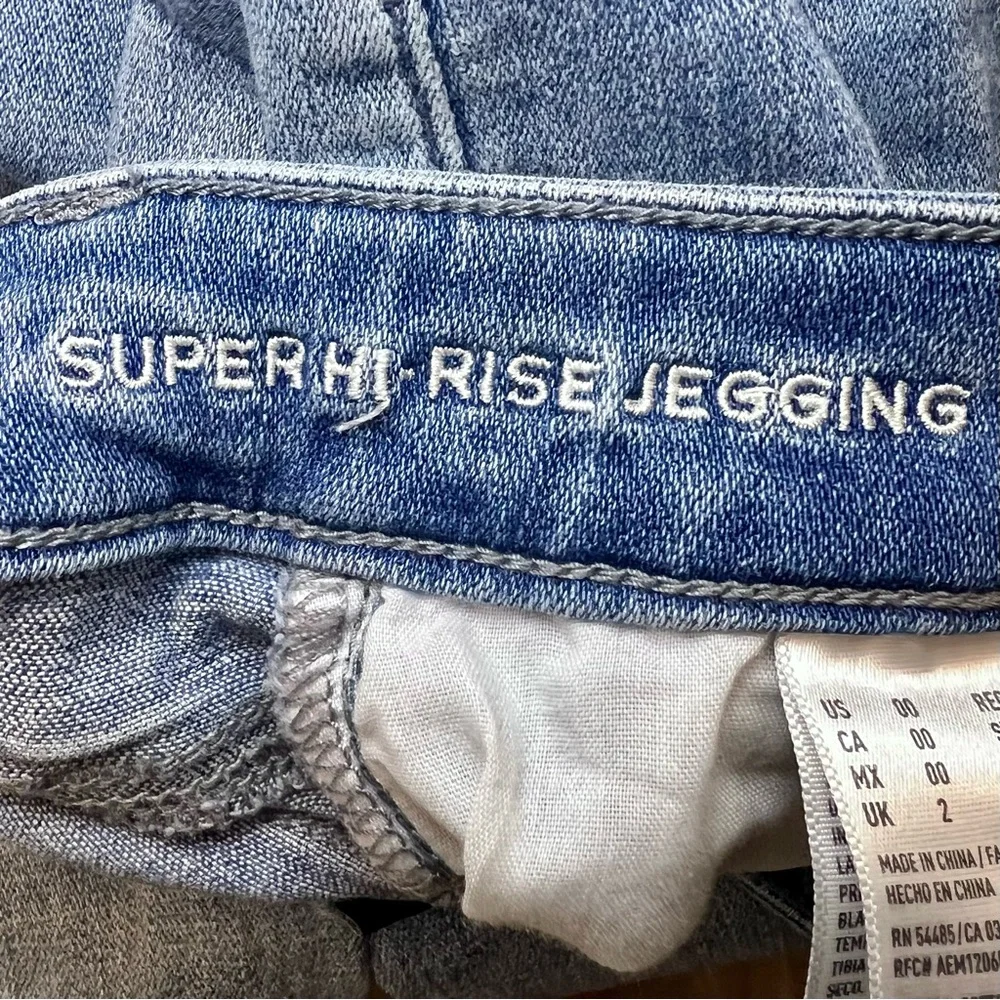 American Eagle Super Hi-Rise Jegging - Picture 2 of 4